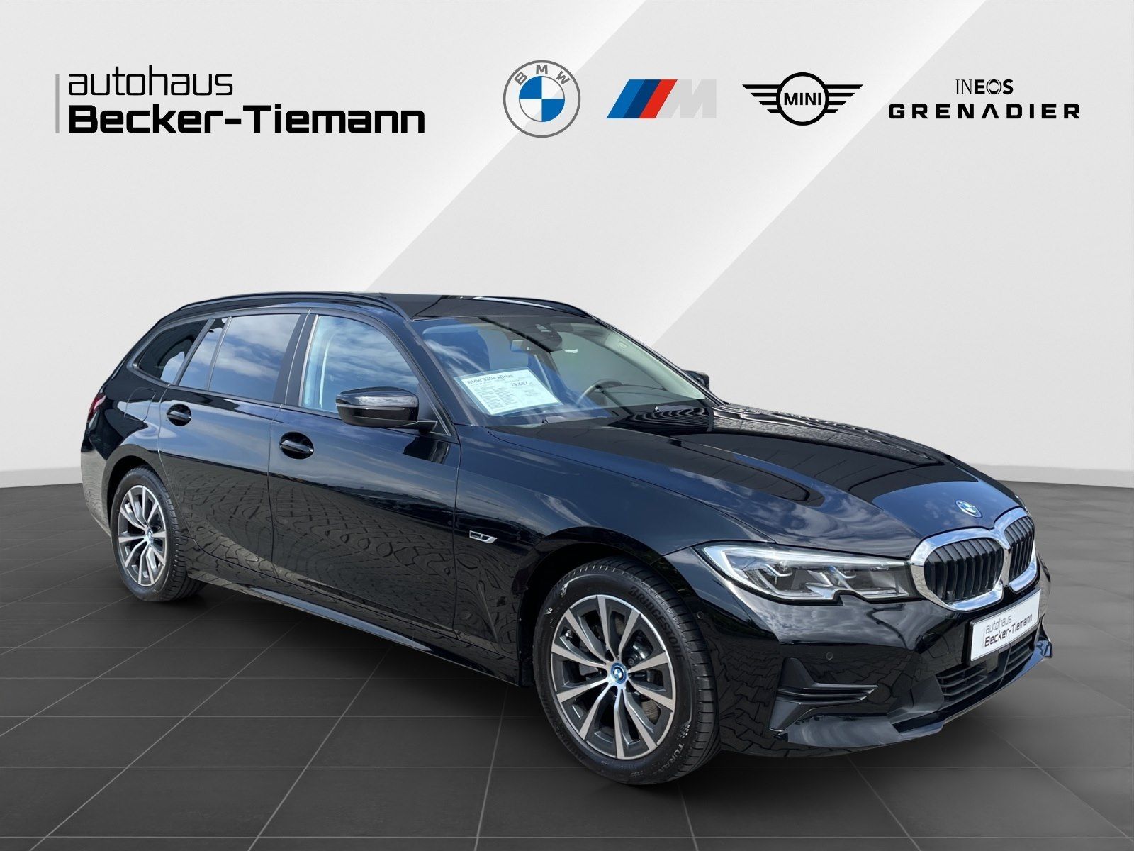 BMW 320e xDrive Touring - Samsaru's Car Outlet
