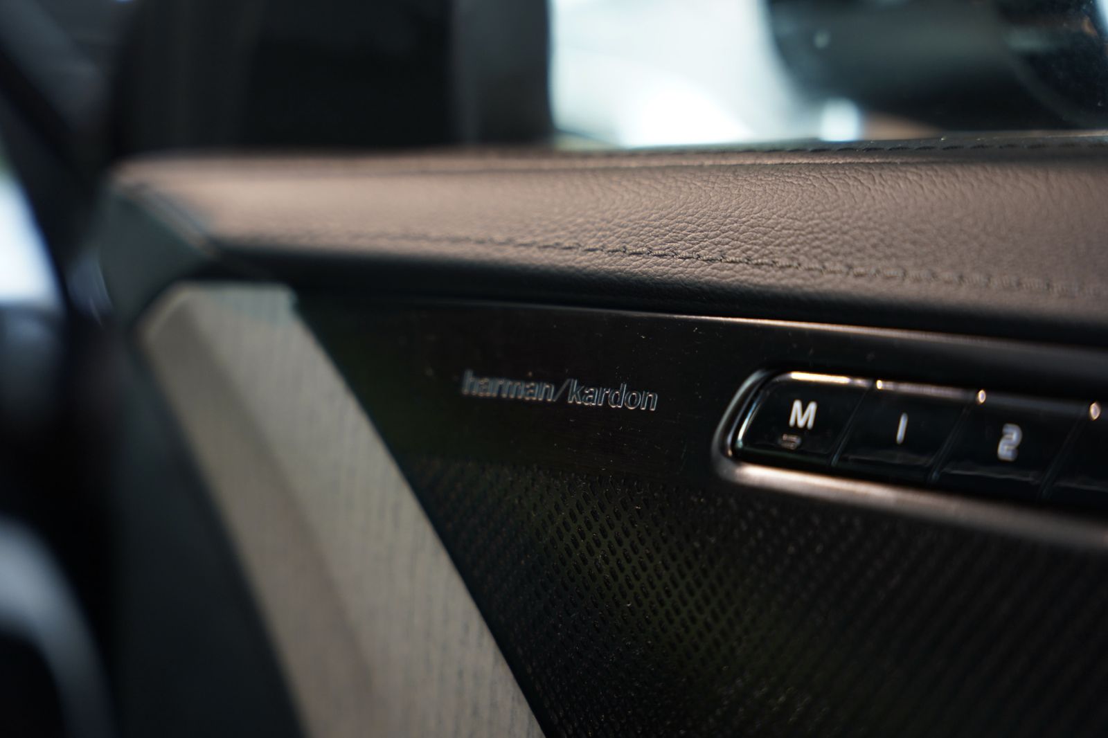 Volvo XC90 Plus Bright AWD *7-Sitzer *GSD *360° *AHK