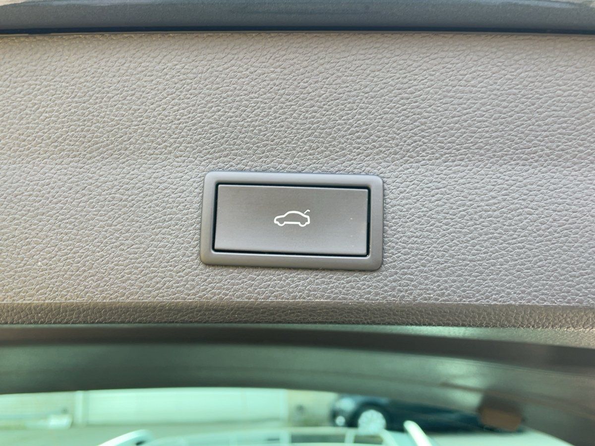 Seat Ateca Xperience 2.0 TDI DSG APP+DAB+AHK+PANO+ACC