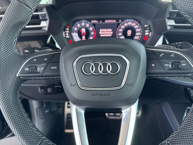 Audi A3 Sportback 35 TFSI S line PANO+SONOS+RFK+MATRI