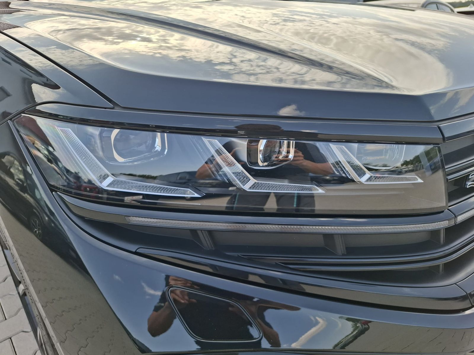 Volkswagen Touareg 3.0TDI 4M R-Line VOLL Black 22" UPE 114T