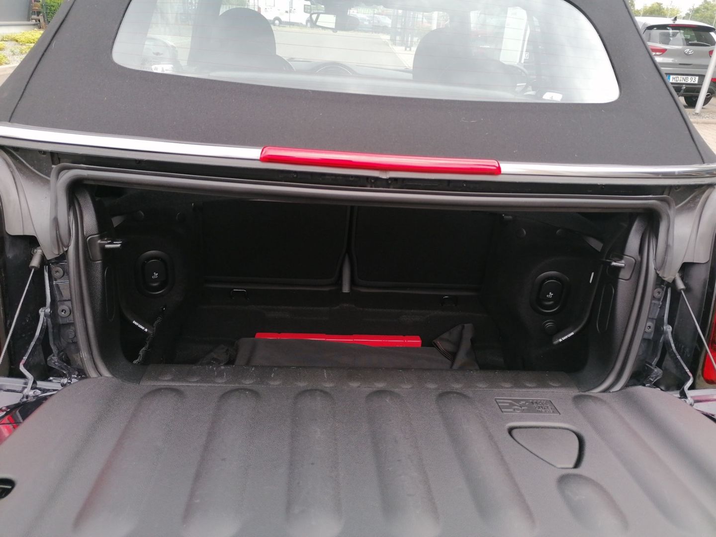 MINI Cooper Cabrio JCW - Samsaru's Car Outlet