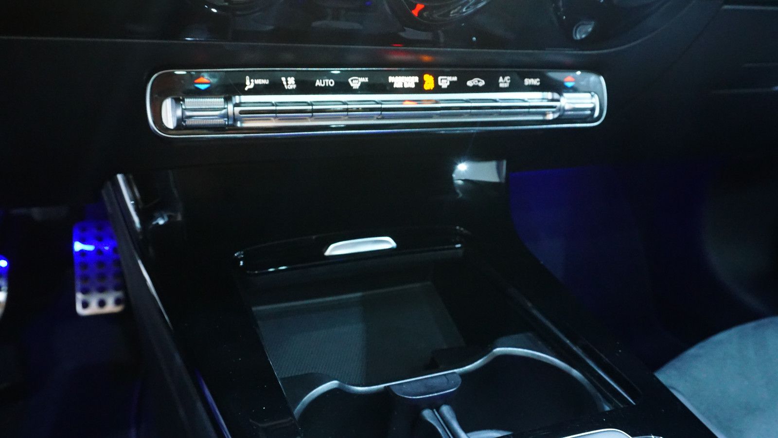 Mercedes-Benz CLA 200 Shooting Brake 4MATIC - Samsaru's Car Outlet