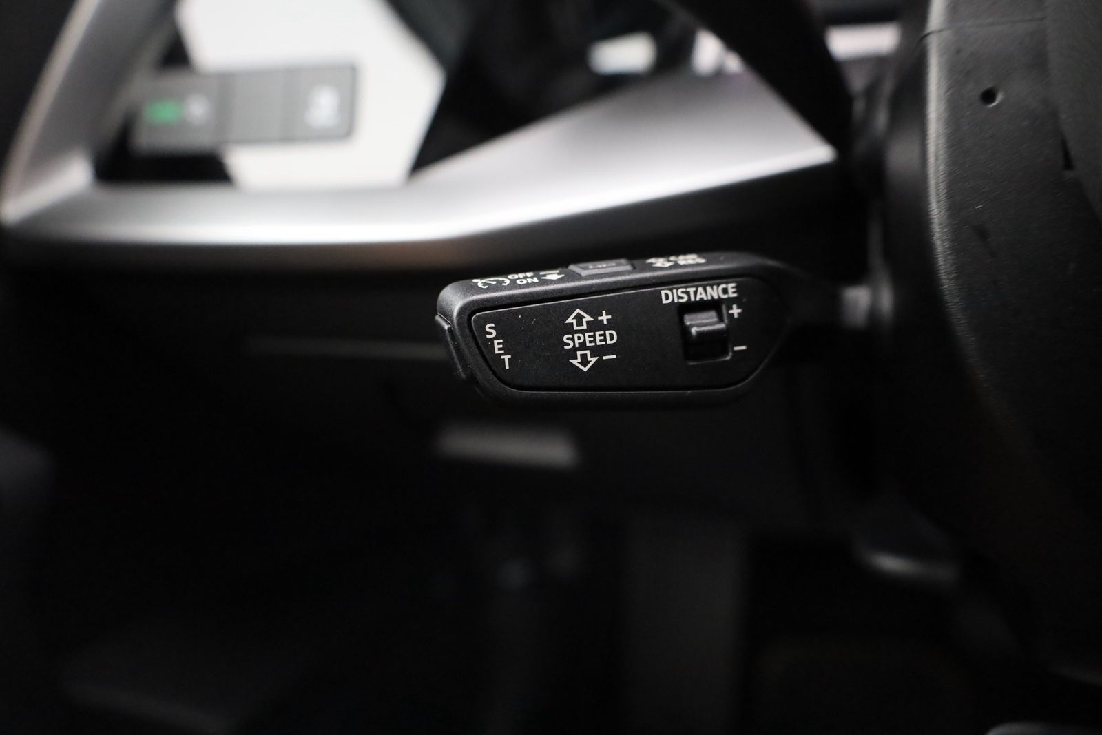 Audi A3 35 TDI S-Tronic Limousine LED Navi AHK Tempo