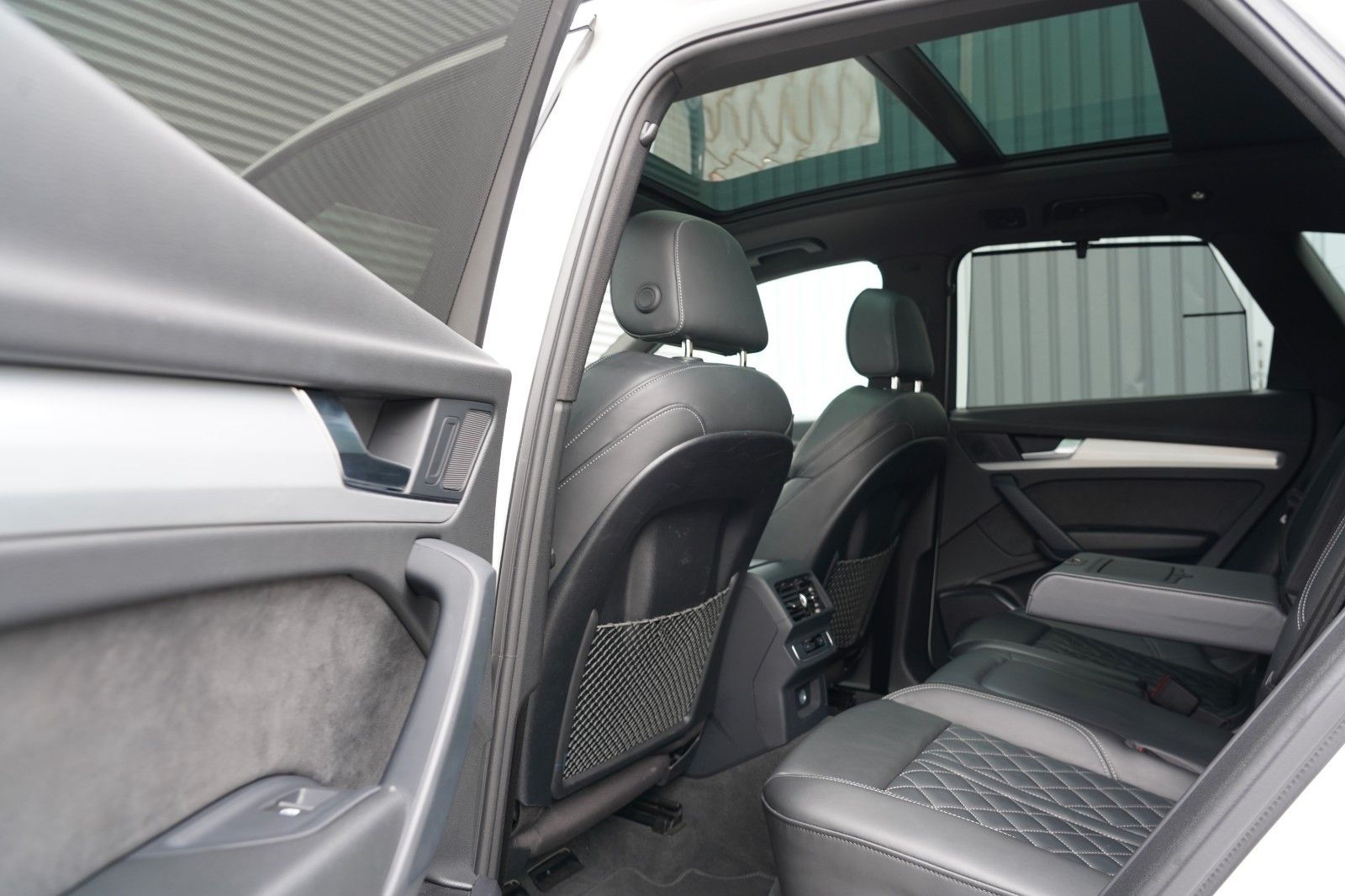 Audi Q5 40 TDI quattro S line PANO NAPPA HUD AHK KEY