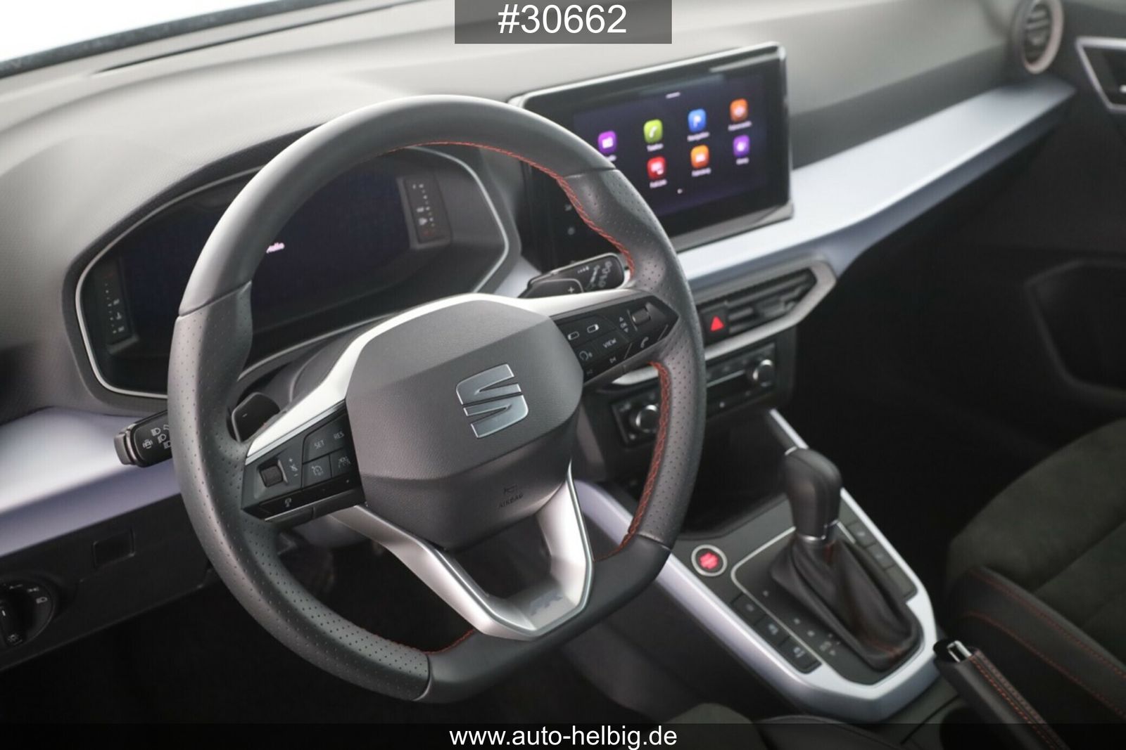 Seat Arona 1.5 TSI FR #AHK#LED#ACC#DSG#Navi#Kessy#SHZ