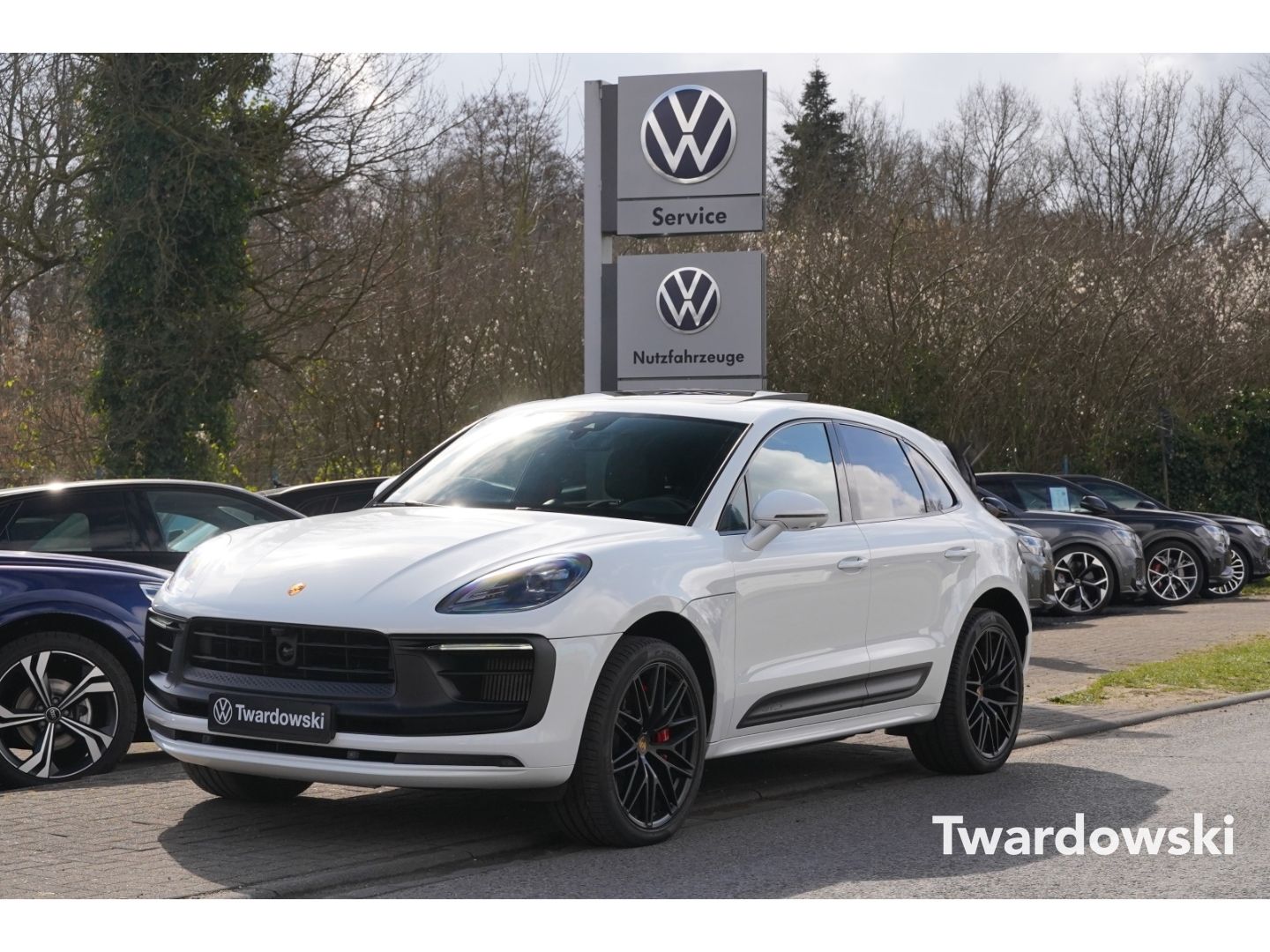 Porsche Macan GTS - Samsaru's Car Outlet