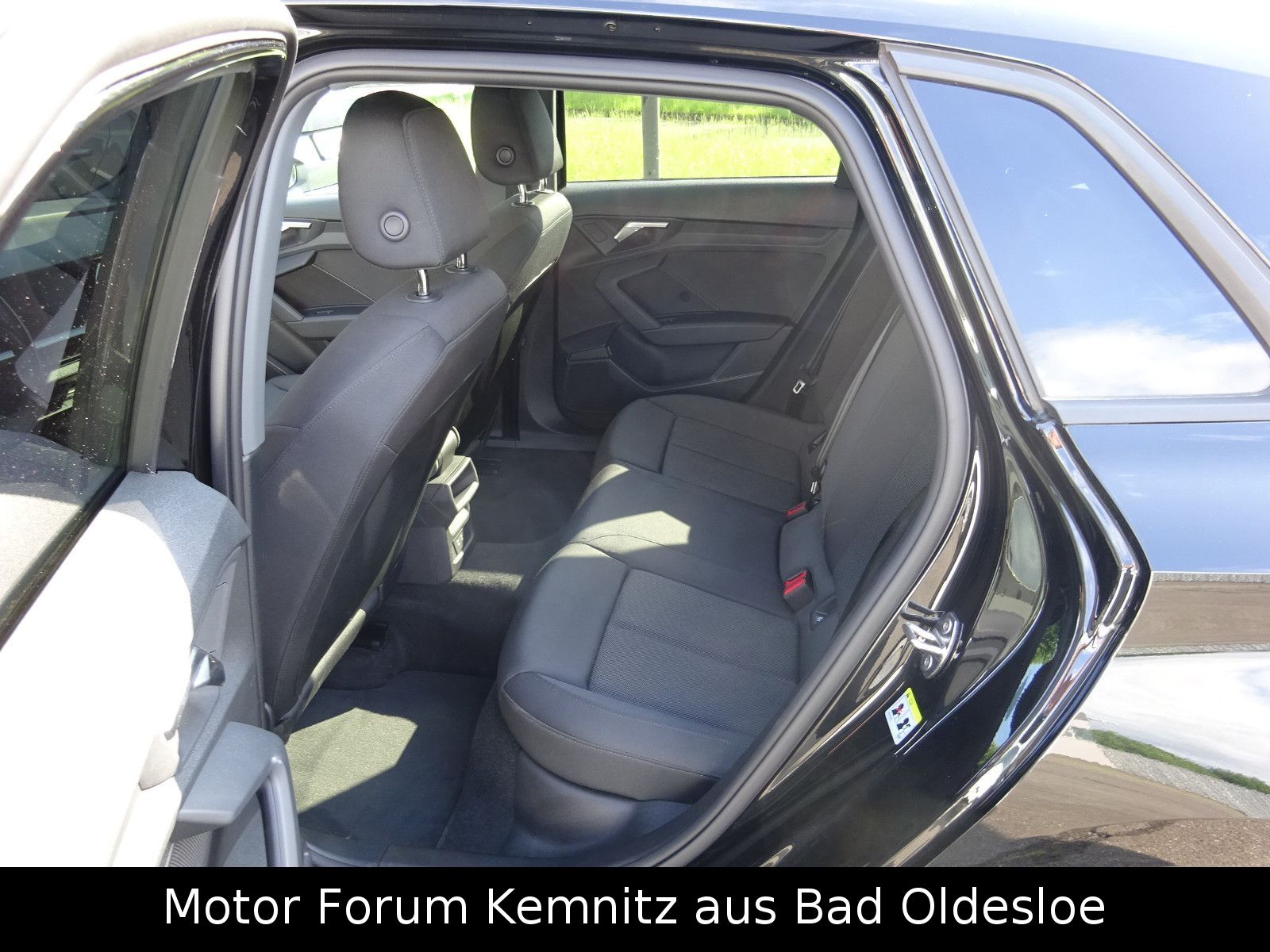 Audi A3 Sportback 30 TFSI S line - Samsaru's Car Outlet