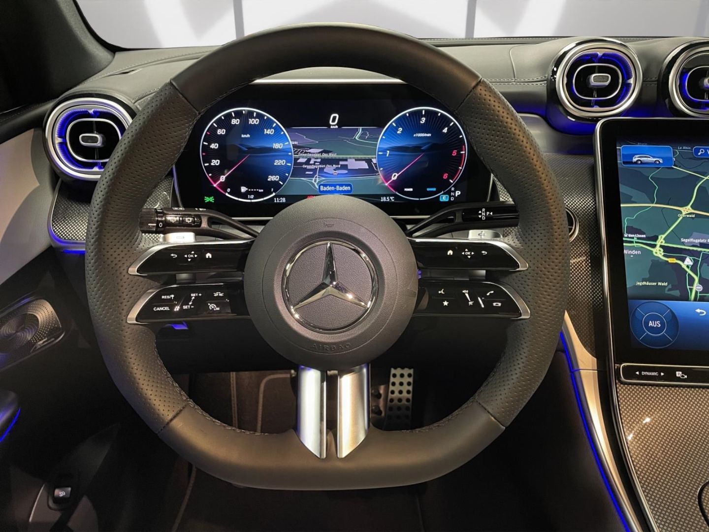 Mercedes-Benz GLC 300 d 4M AMG NIGHT AHK PANO FAP+ BURM 360°ME