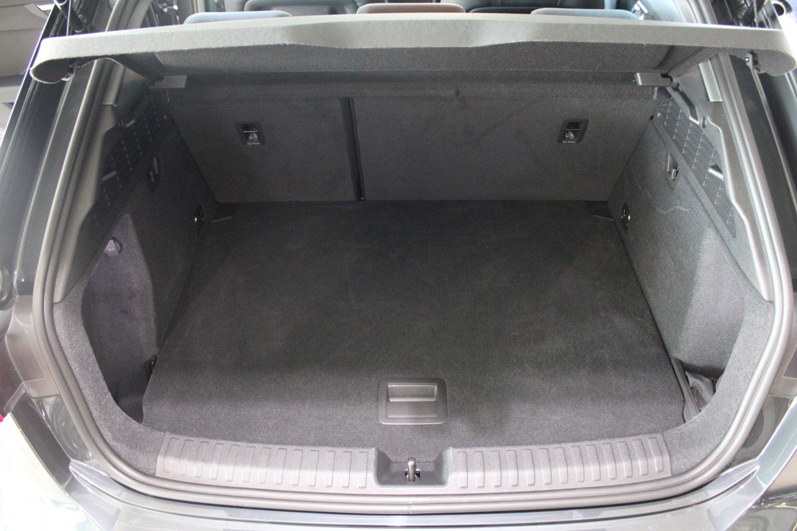 Audi A3 Sportback 35 TFSI advanced - Samsaru's Car Outlet