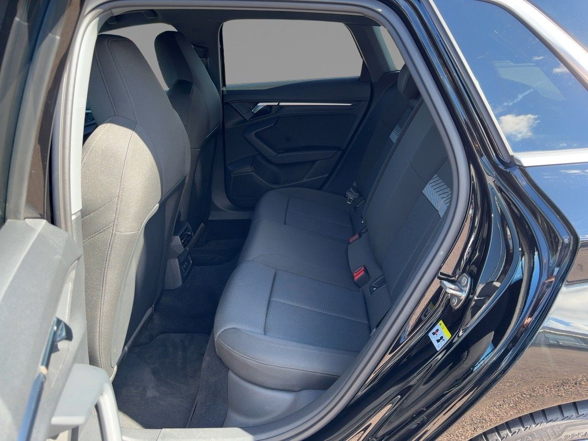 Audi A3 Sportback 35 TFSI advanced AHZV Navi LED