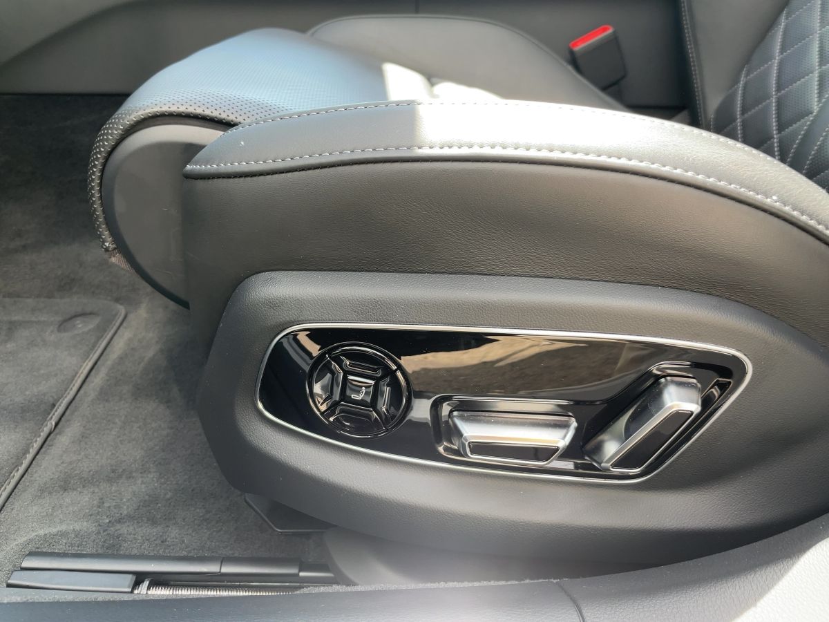 Audi A8 50 3.0 TDI quattro - Samsaru's Car Outlet