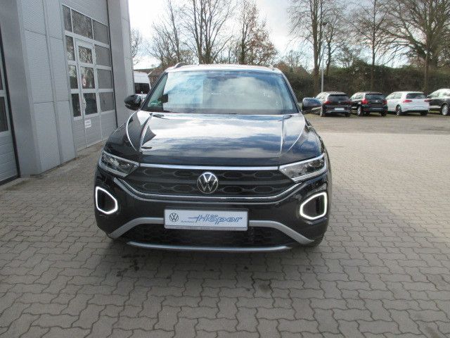 Volkswagen T-Roc 1.5 TSI DSG Life - Samsaru's Car Outlet
