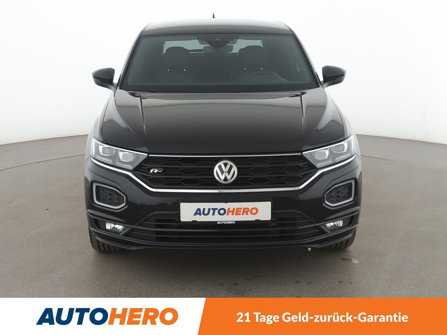Volkswagen T-Roc 1.5 TSI ACT Sport - Samsaru's Car Outlet