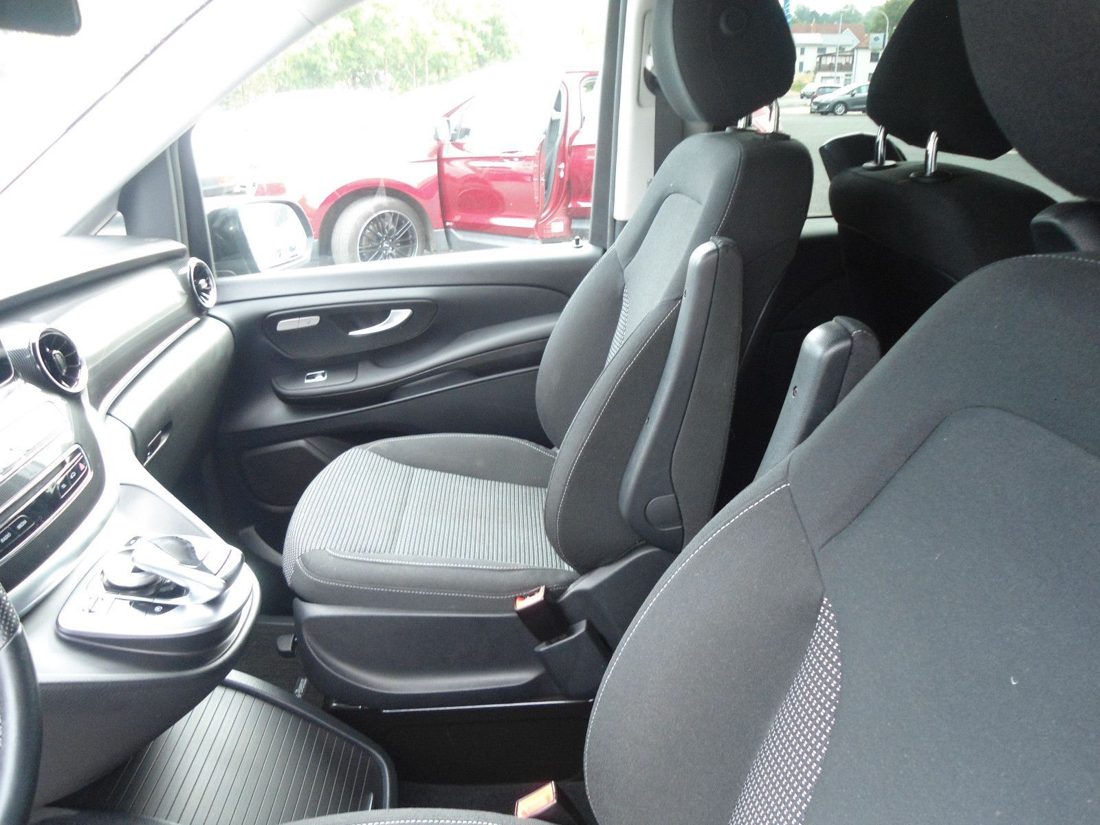 Mercedes-Benz V 300 d LANG Edition AMG - Samsaru's Car Outlet