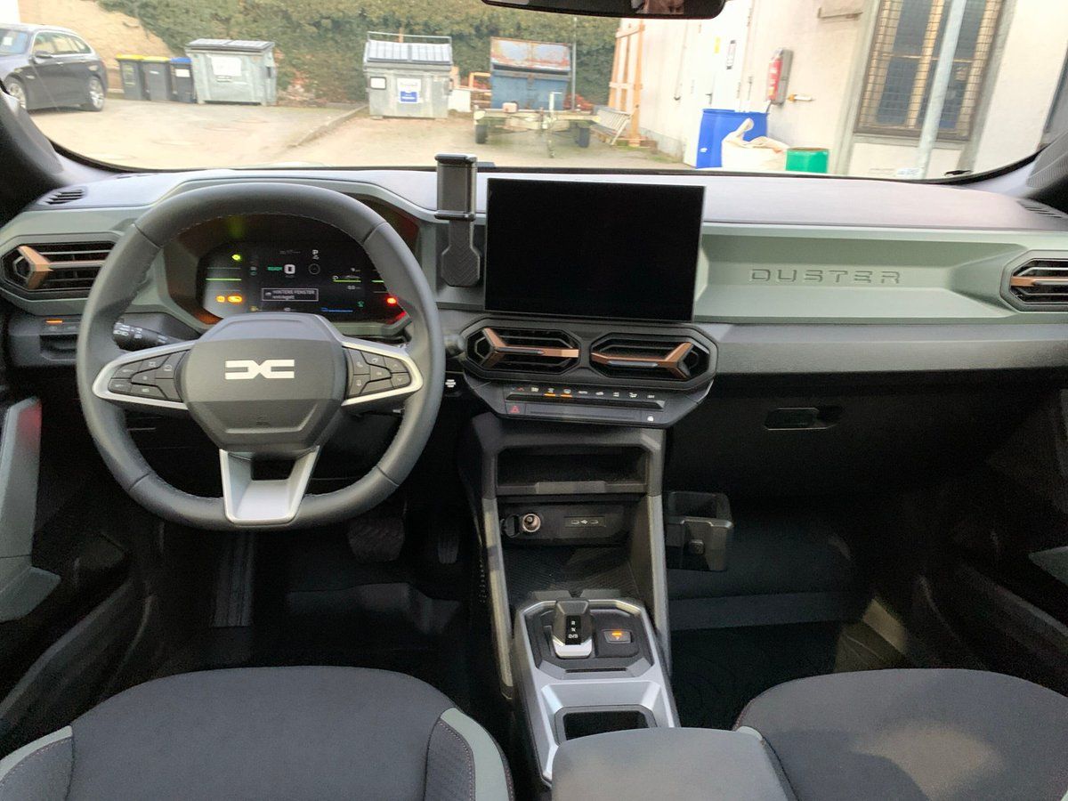Dacia Duster EXTREME HYBRID 140 - Samsaru's Car Outlet