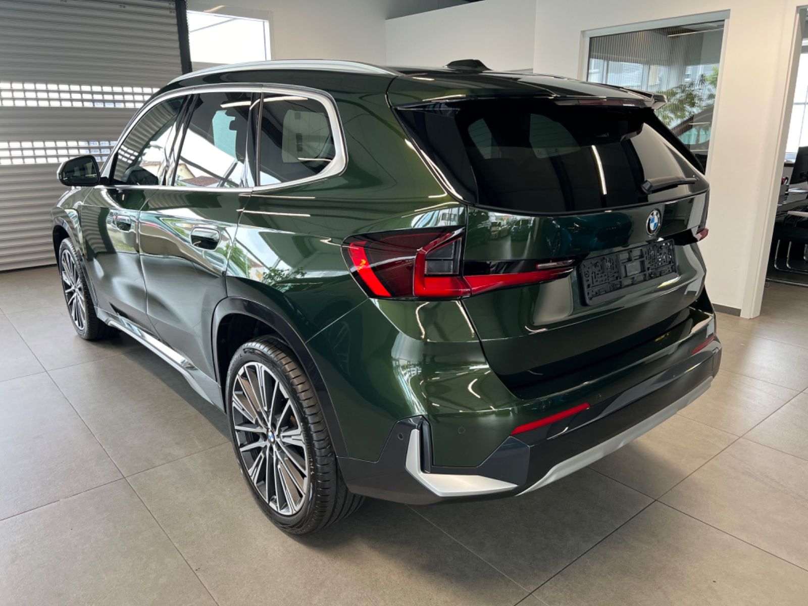BMW X1 23 d xDrive xLine - Samsaru's Car Outlet