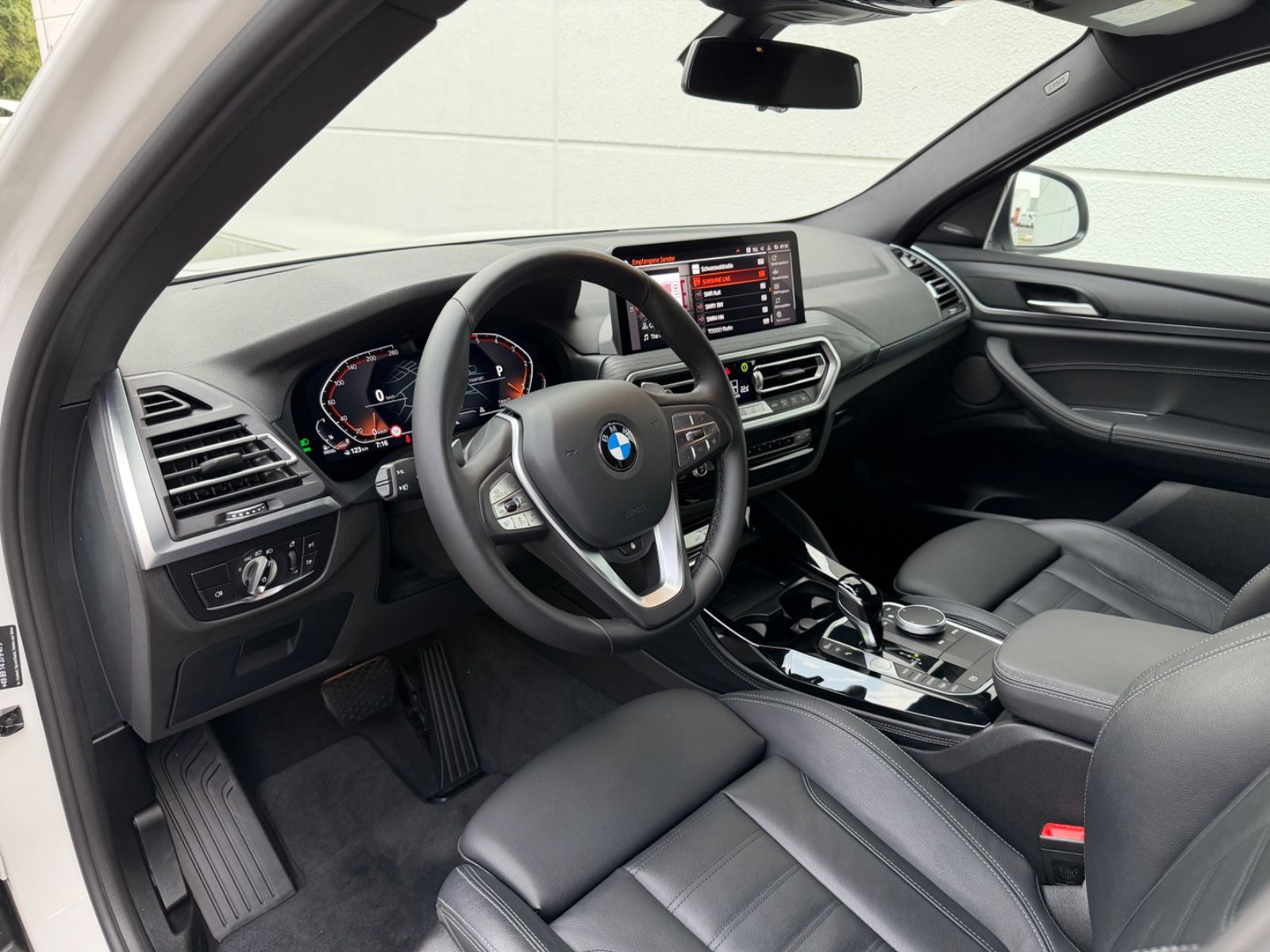 BMW X4 30d xDrive 360° Kam. AHK ACC PANO StHz Sport