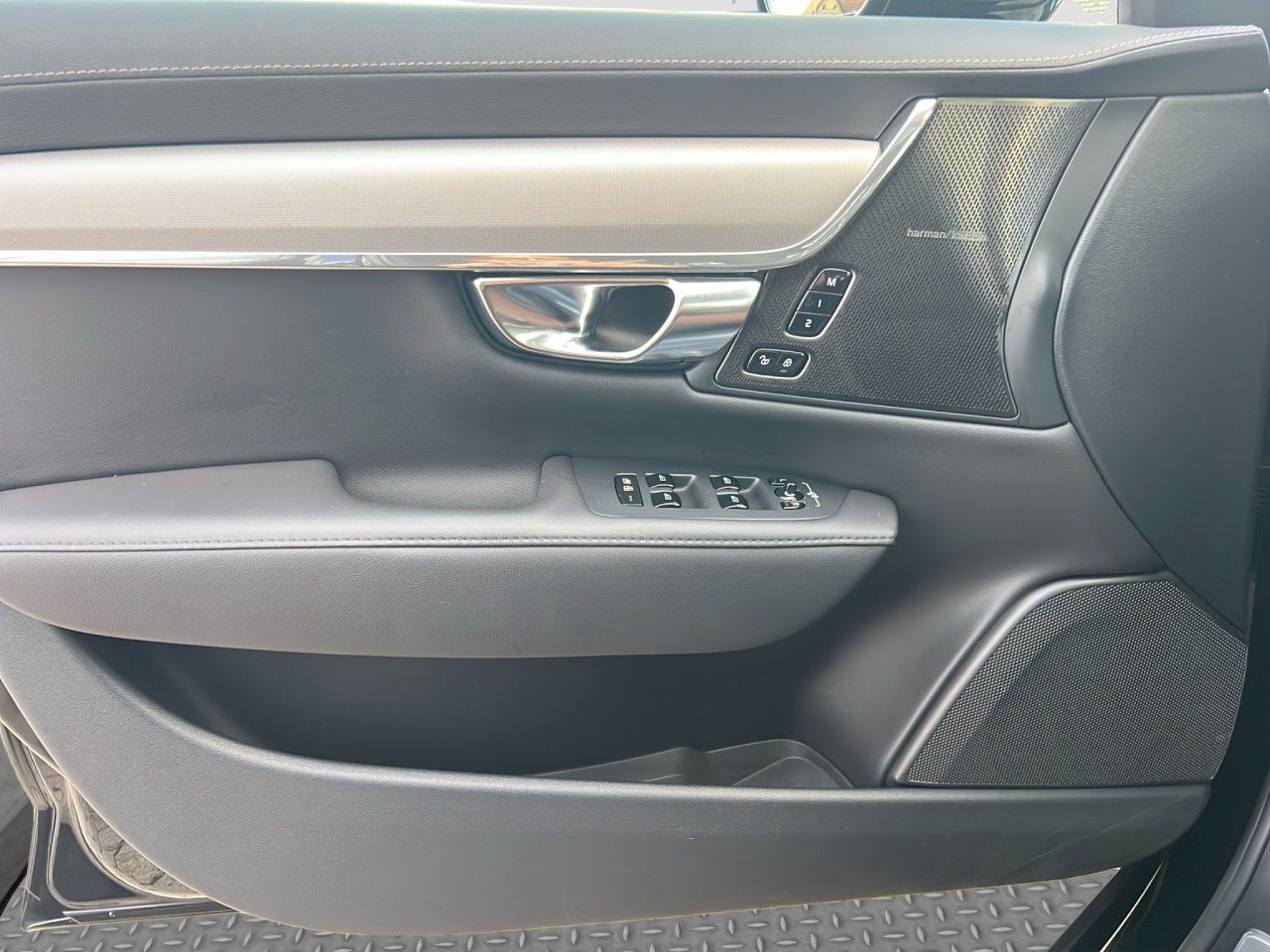 Volvo S90 T8 Ultimate Dark Plug-In Hybrid/Four-C/360K