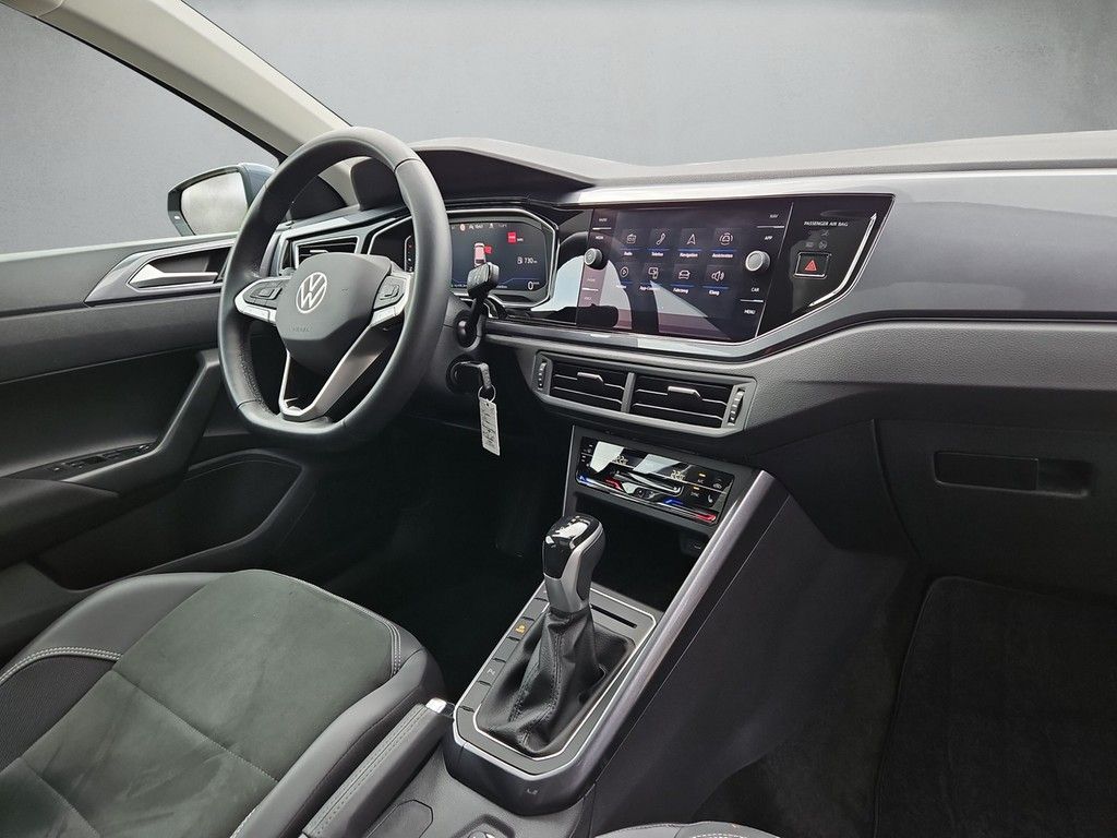 Volkswagen Polo VI 1.0 TSI DSG Style *Navi*Kamera*AHK*