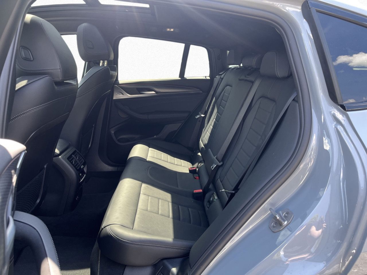 BMW X4 xDrive30d Sportpaket Bluetooth HUD Navi Klima