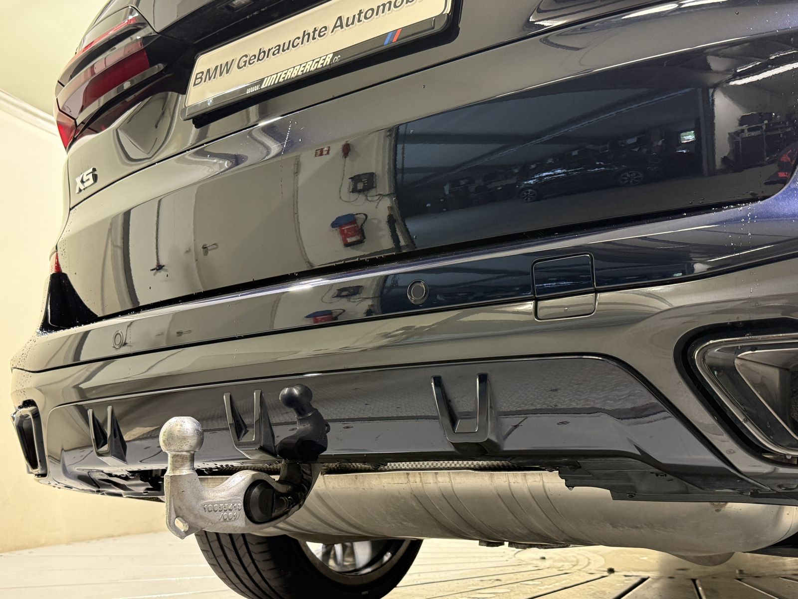 BMW X5 M60i xDrive Standhzg AHK ACC 360° HUD HK Pano