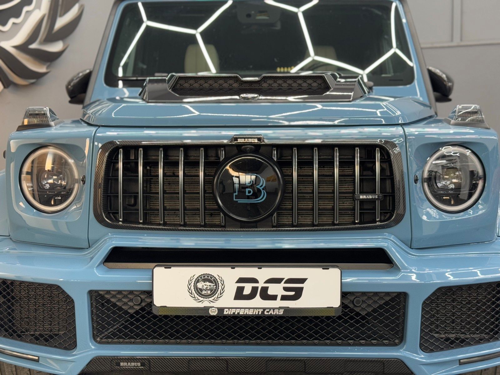 Mercedes-Benz G63 AMG BRABUS - Samsaru's Car Outlet