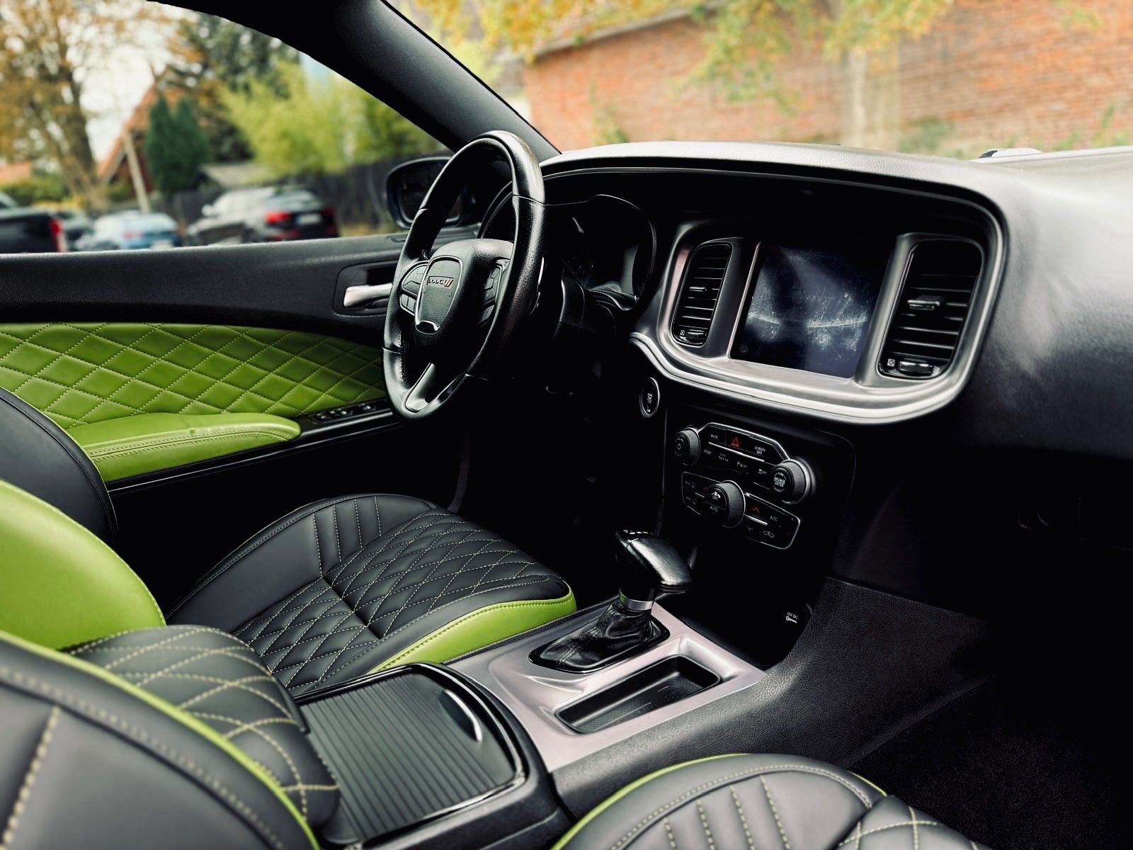 Dodge RT*SPORT*NAVI*PDC*LEDER*SERVICE NEU*GARANTIE*TOP