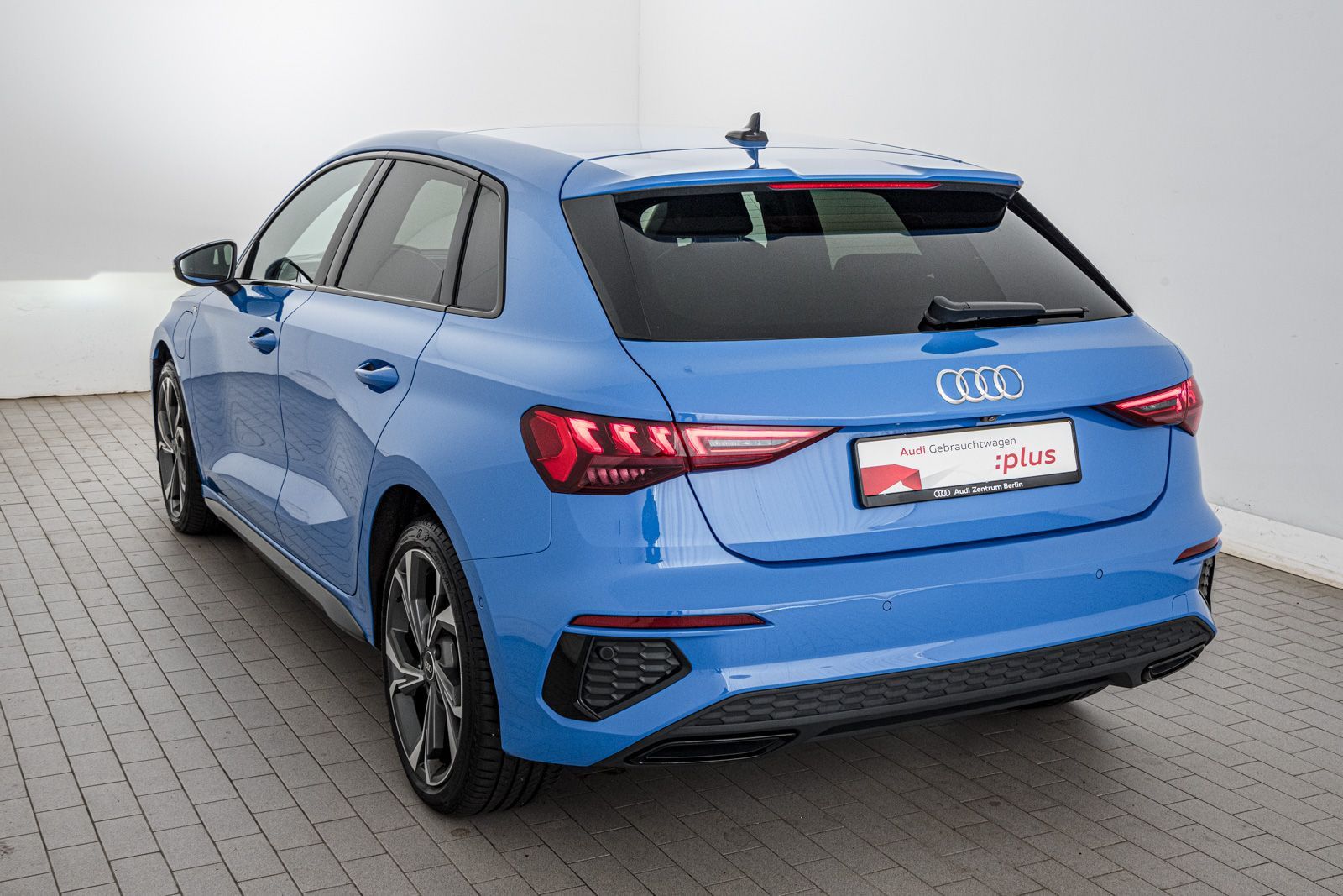 Audi A3 Sportback 40 TFSI e S line S tr. - Samsaru's Car Outlet