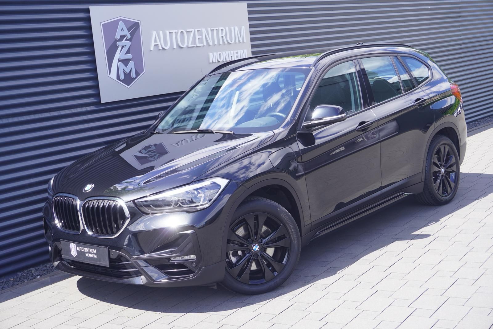 BMW X1 25E xDrive SPORT-LINE - Samsaru's Car Outlet