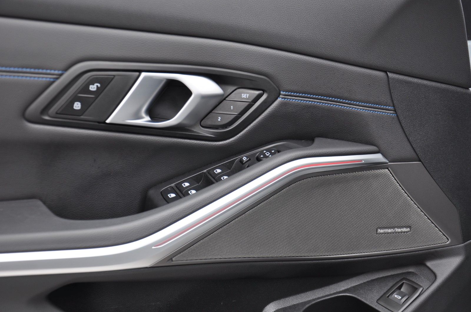 BMW 320 d Touring xDrive M Sport STANDH-PANO-CARBON