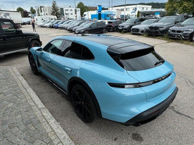 Porsche Taycan Cross Turismo 4/Pano/21"/HUD/BOSE/