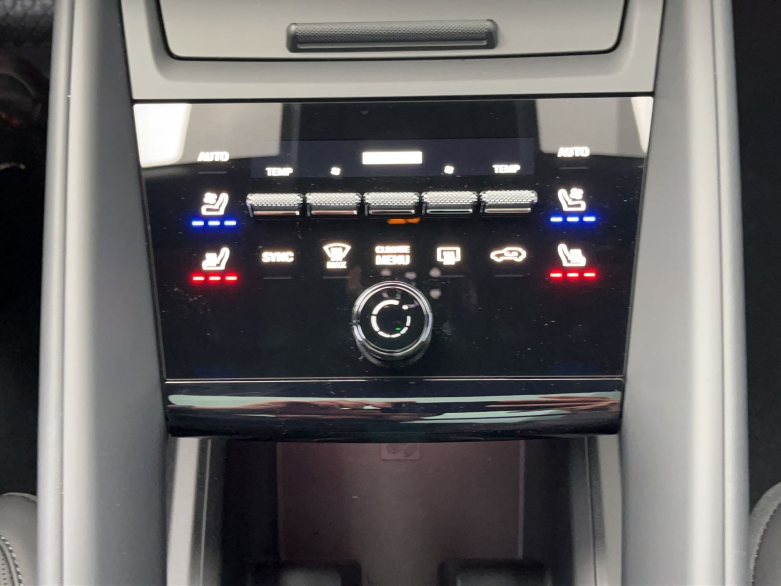 Porsche Macan 4