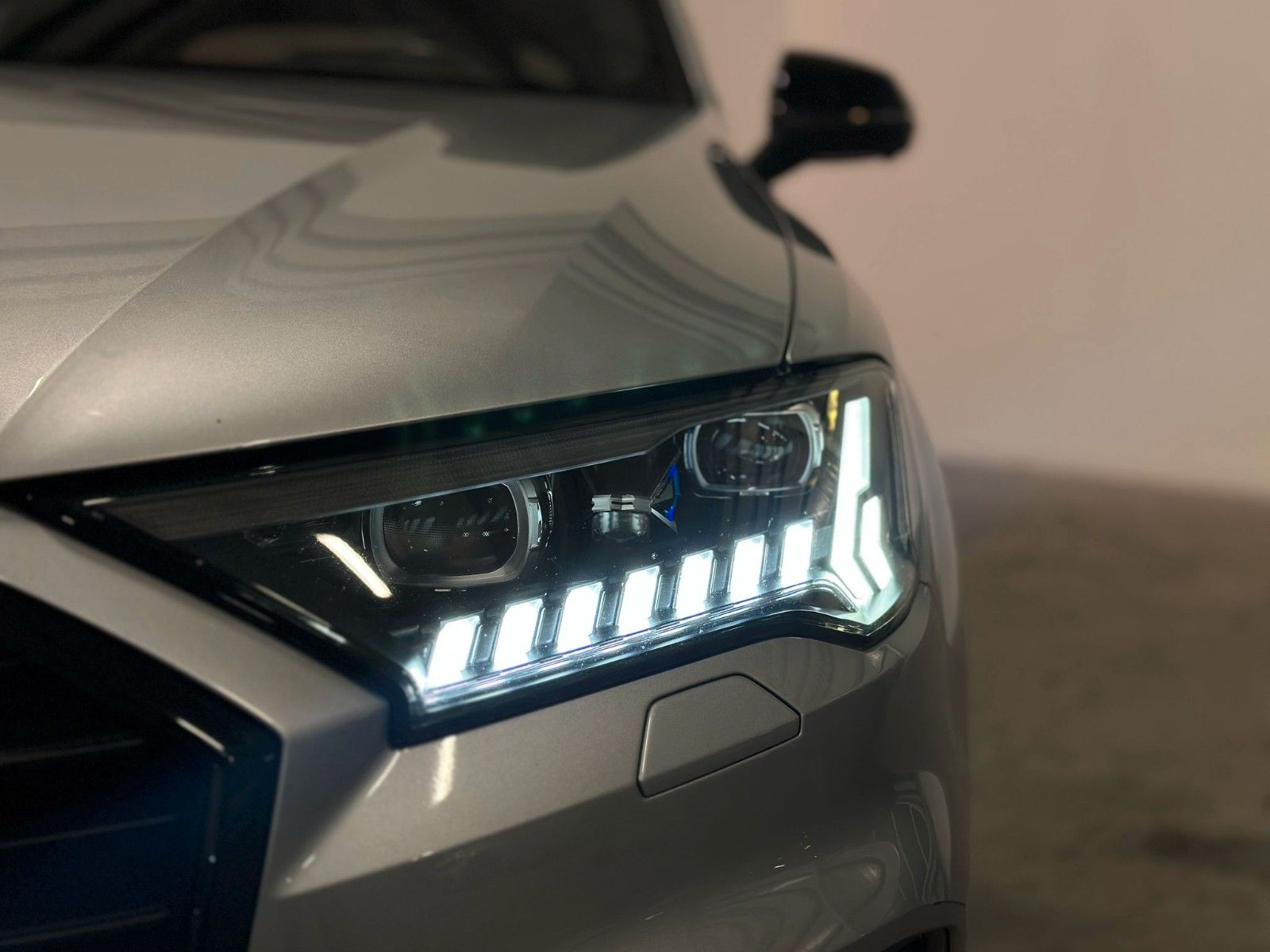 Audi Q7 55 TFSI quattro 3x Sline Matrix 360°HUD Pano