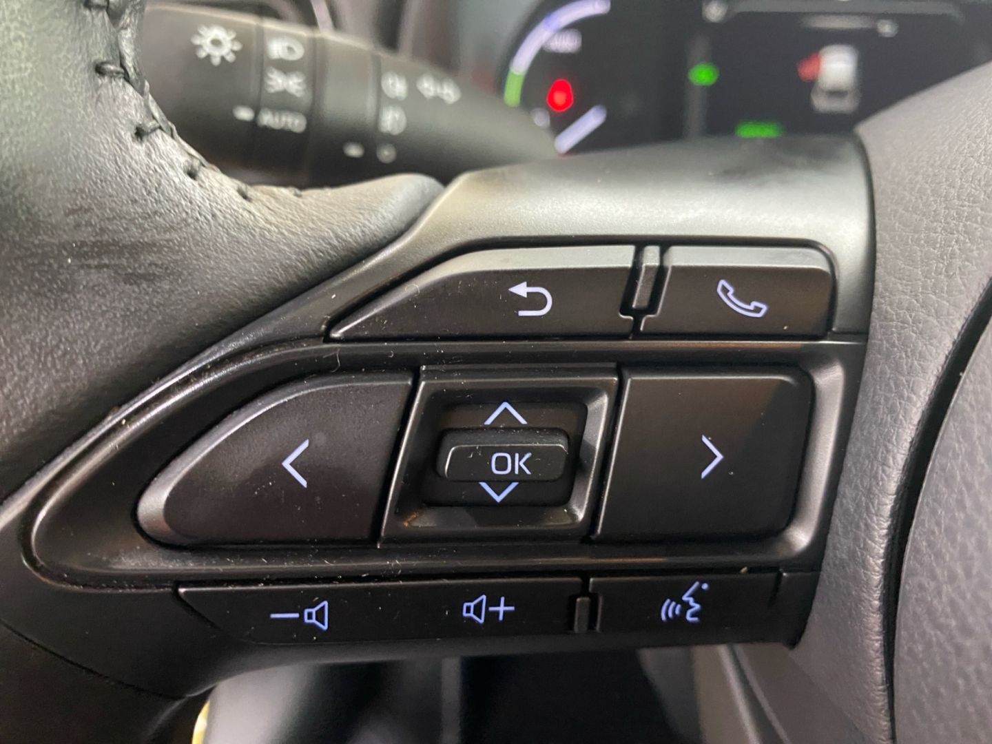 Toyota Yaris Cross Hybrid 1.5 Adventure *Matrix*HUD*CAM