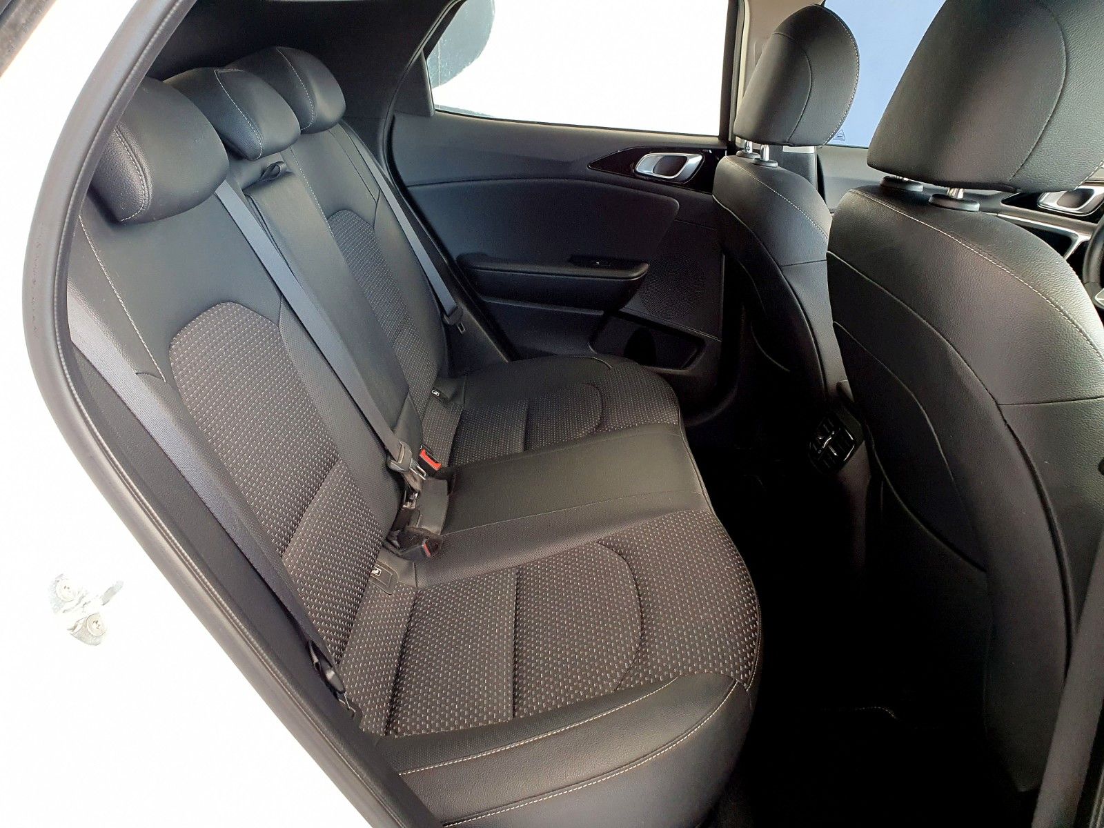 Kia XCeed Spirit - Samsaru's Car Outlet