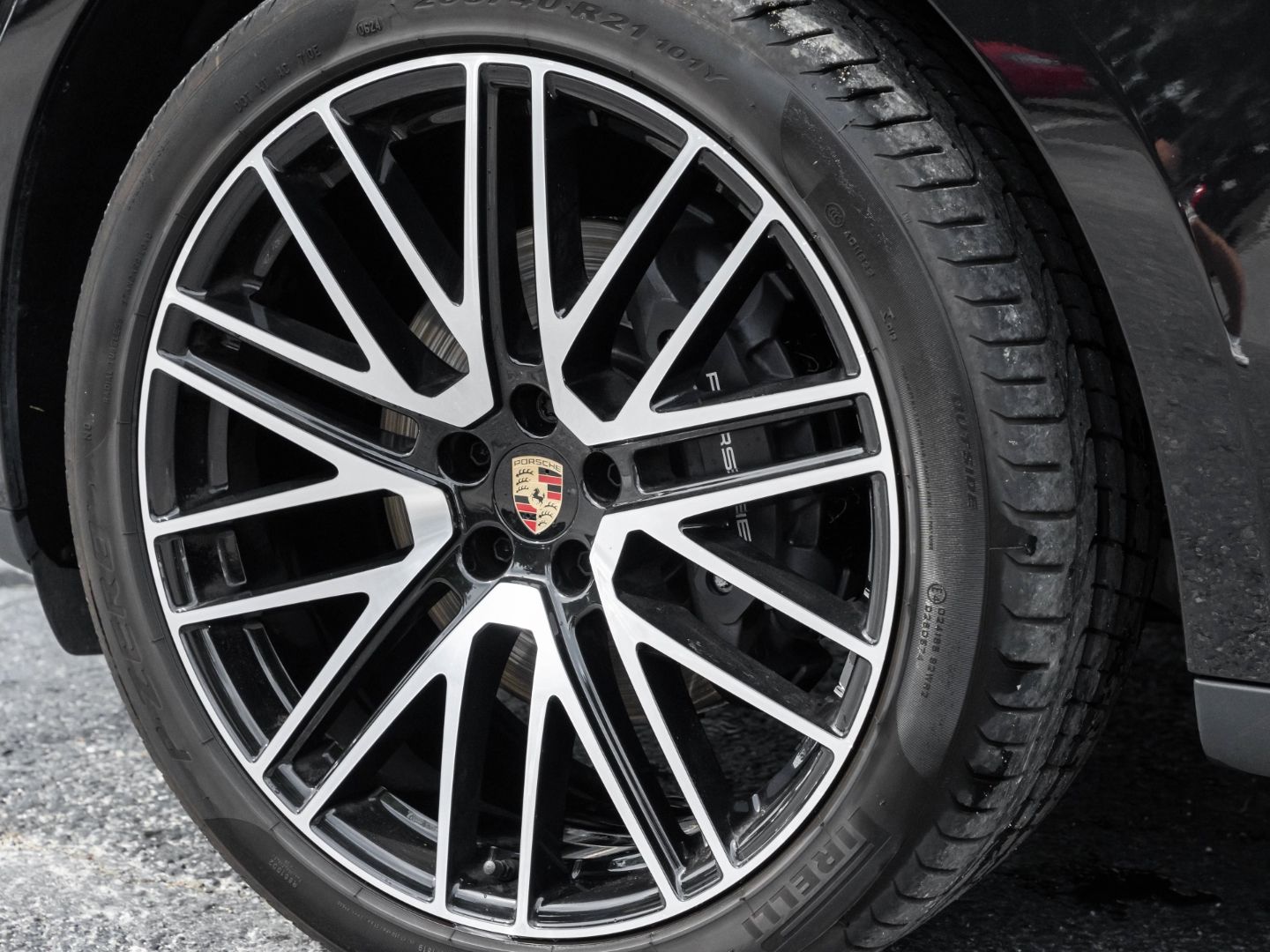 Porsche Macan - Samsaru's Car Outlet