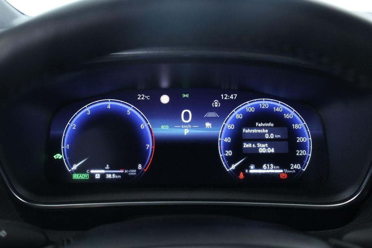 Toyota Corolla Touring Sports 2.0 CVT Team D Navi Kam