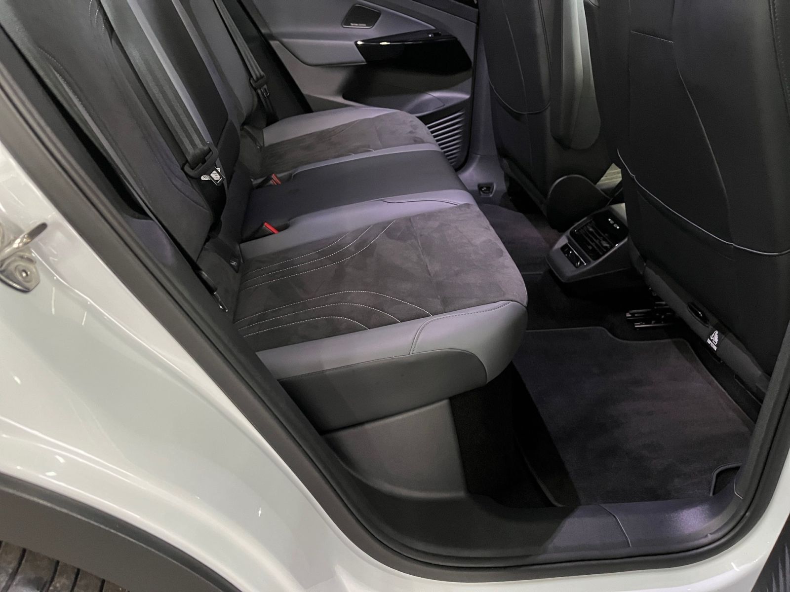 Volkswagen ID.4 PRO Komfortpaket Plus DesignPaket AHK