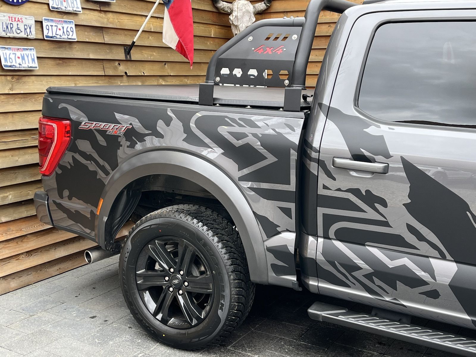 Ford F 150 2.7 V6 SuperCrew 4x4 - Samsaru's Car Outlet