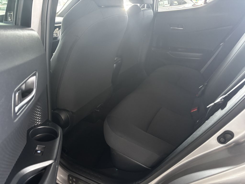 Toyota C-HR Hybrid - Samsaru's Car Outlet