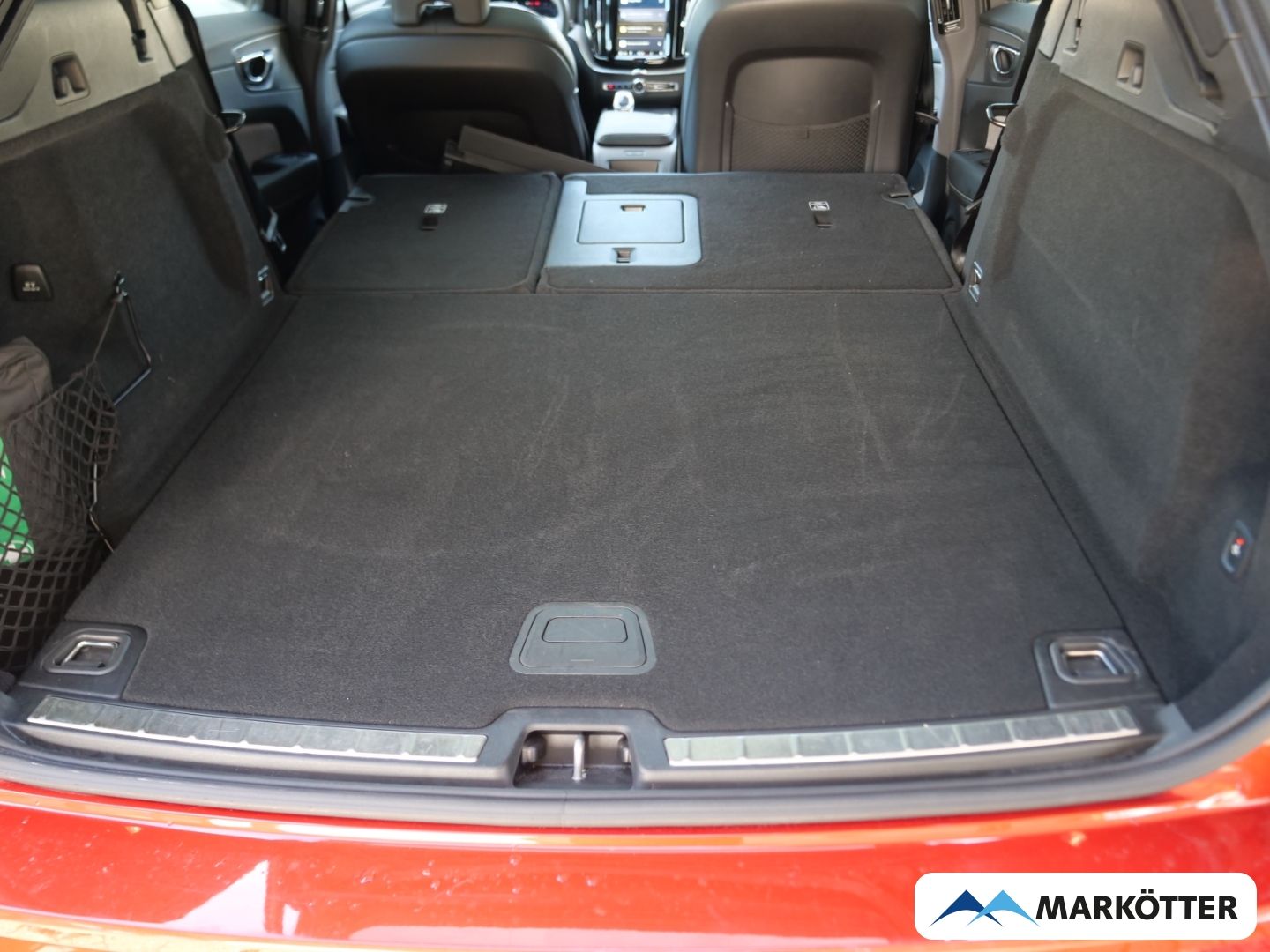 Volvo XC60 B5 AWD Plus Dark AHK/PANO/BLIS/360CAM/