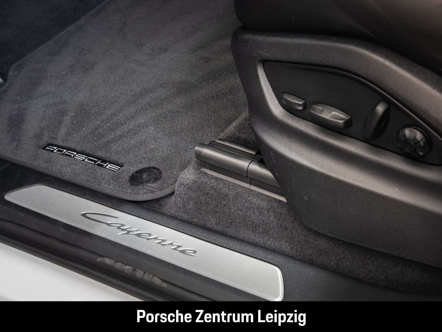 Porsche Cayenne E-Hybrid Coupe Luft Bose InnoDrive 21Zol