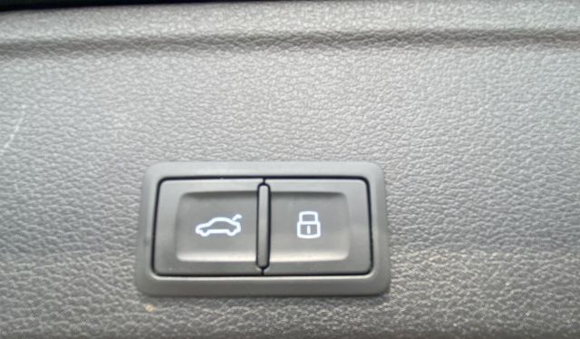 Audi A4 Avant 40 TDI quattro S-Tronic - Samsaru's Car Outlet