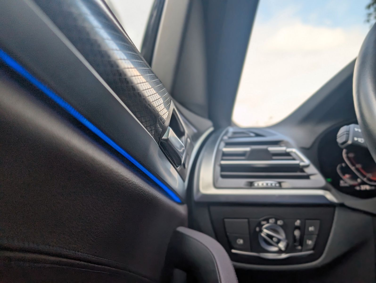 BMW X3 xDrive20dAT M-Sport - Samsaru's Car Outlet