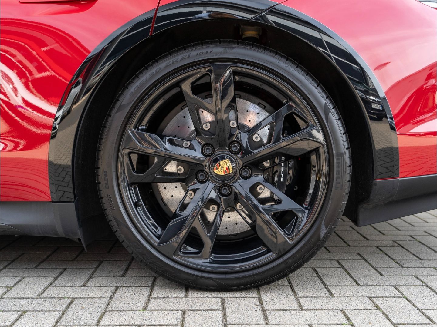 Porsche Taycan Turbo S Cross Turismo Burmester LED-PDLS
