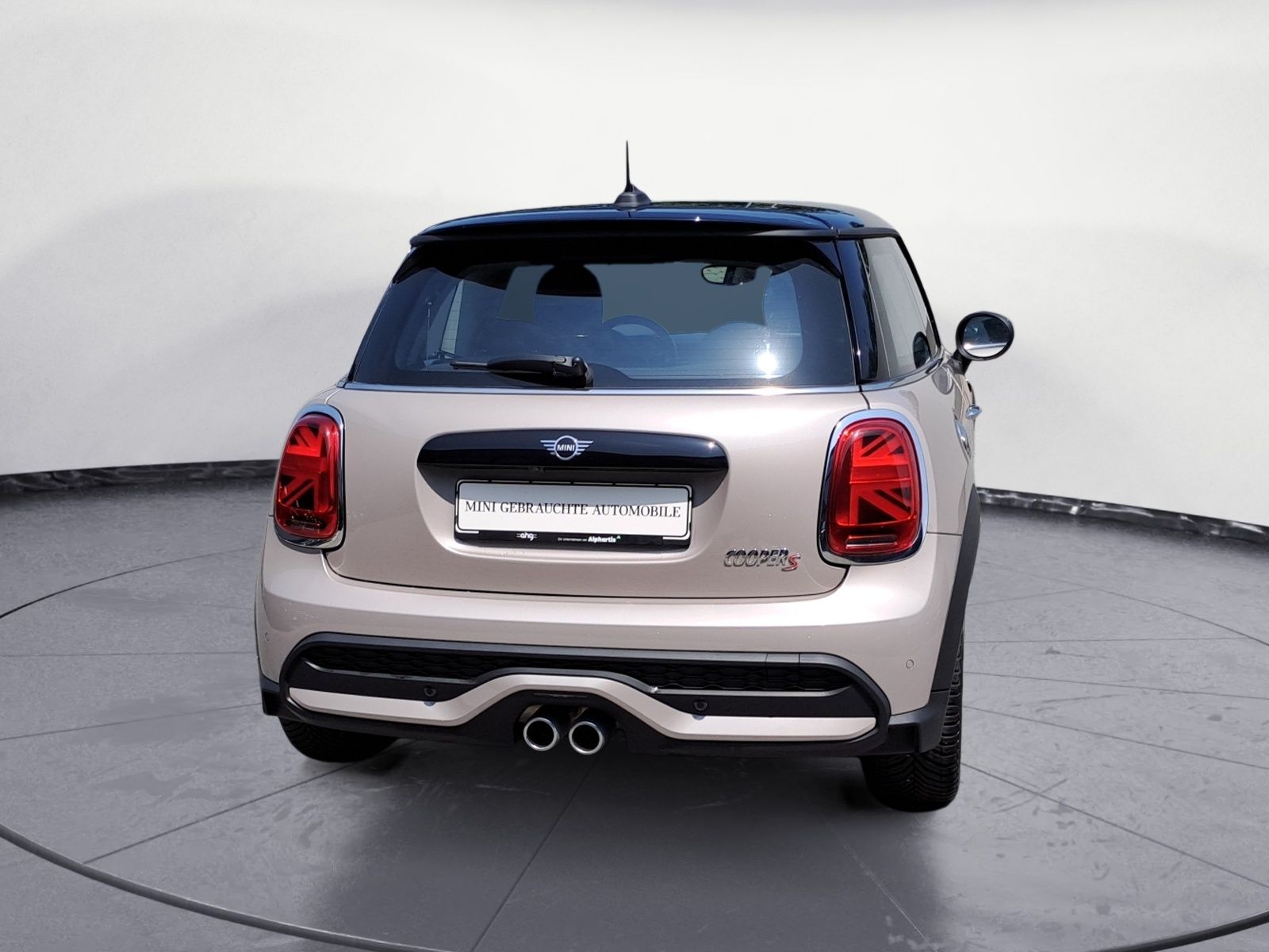 MINI Cooper S Classic - Samsaru's Car Outlet