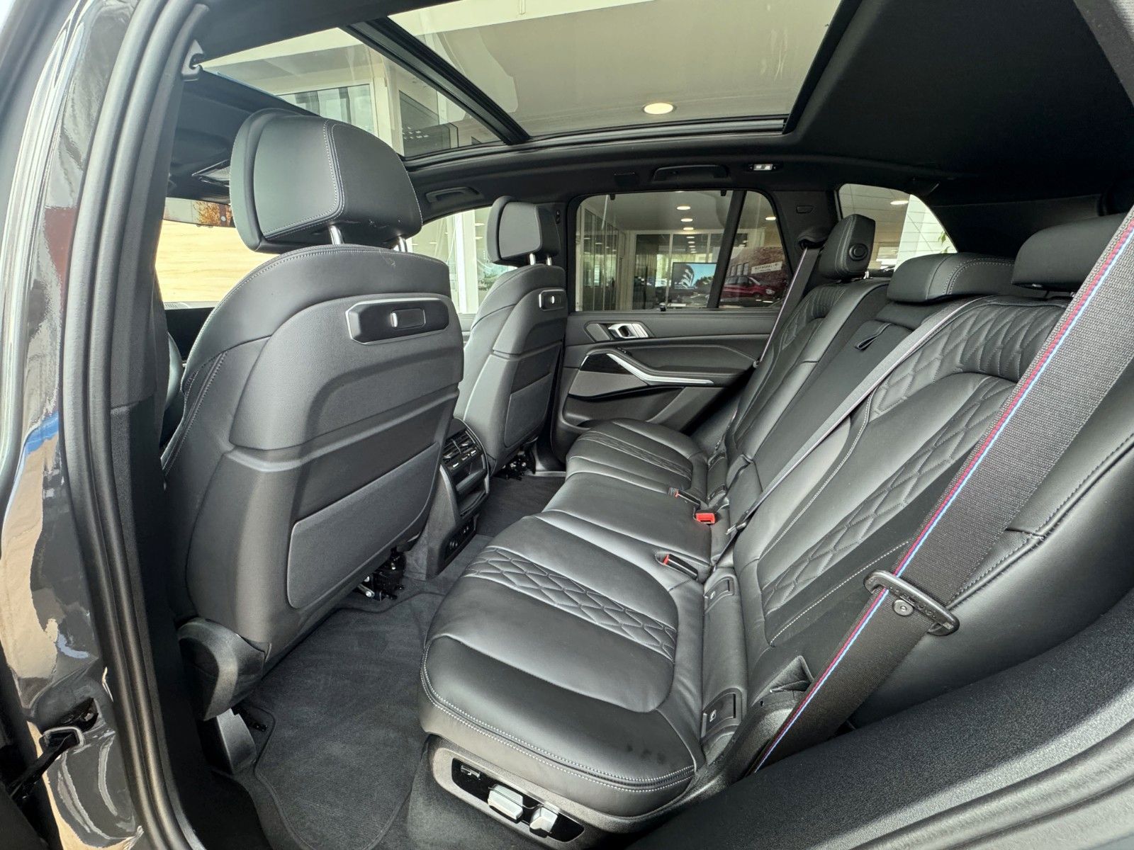BMW X5 xDrive30d M Sport Pro 7-Sitzer nahezu VOLL!