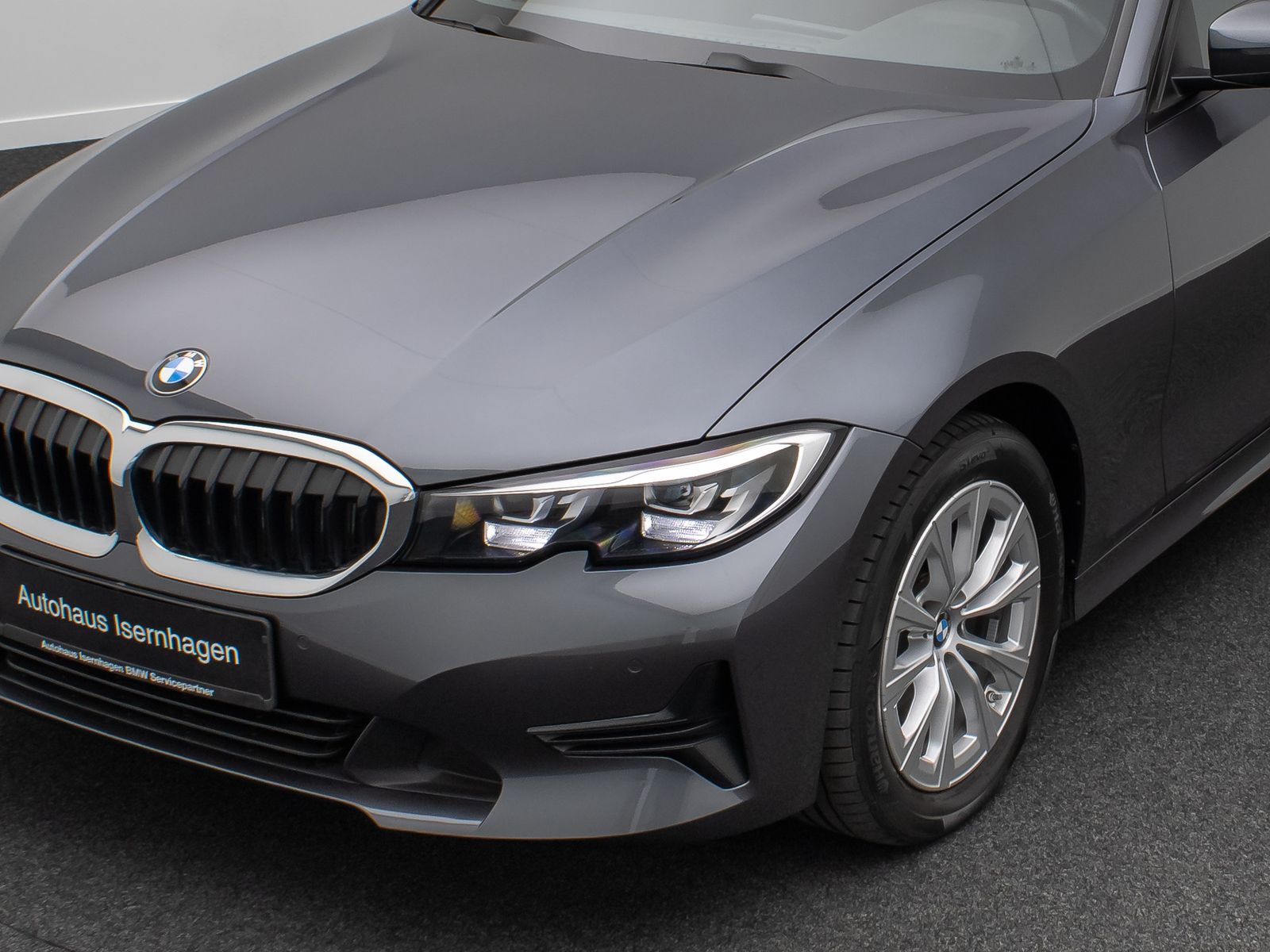 BMW 320d Advantage - Samsaru's Car Outlet