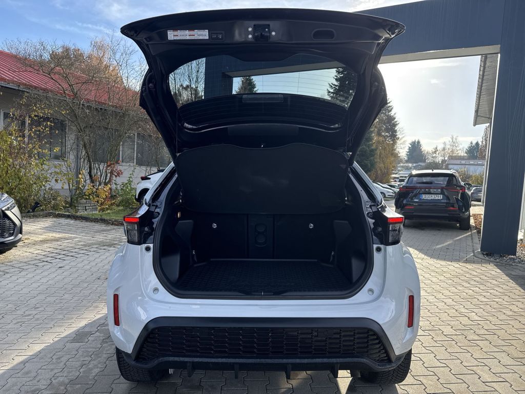Toyota Yaris Cross Hybrid 1.5 VVT-i GR Sport JBL LED